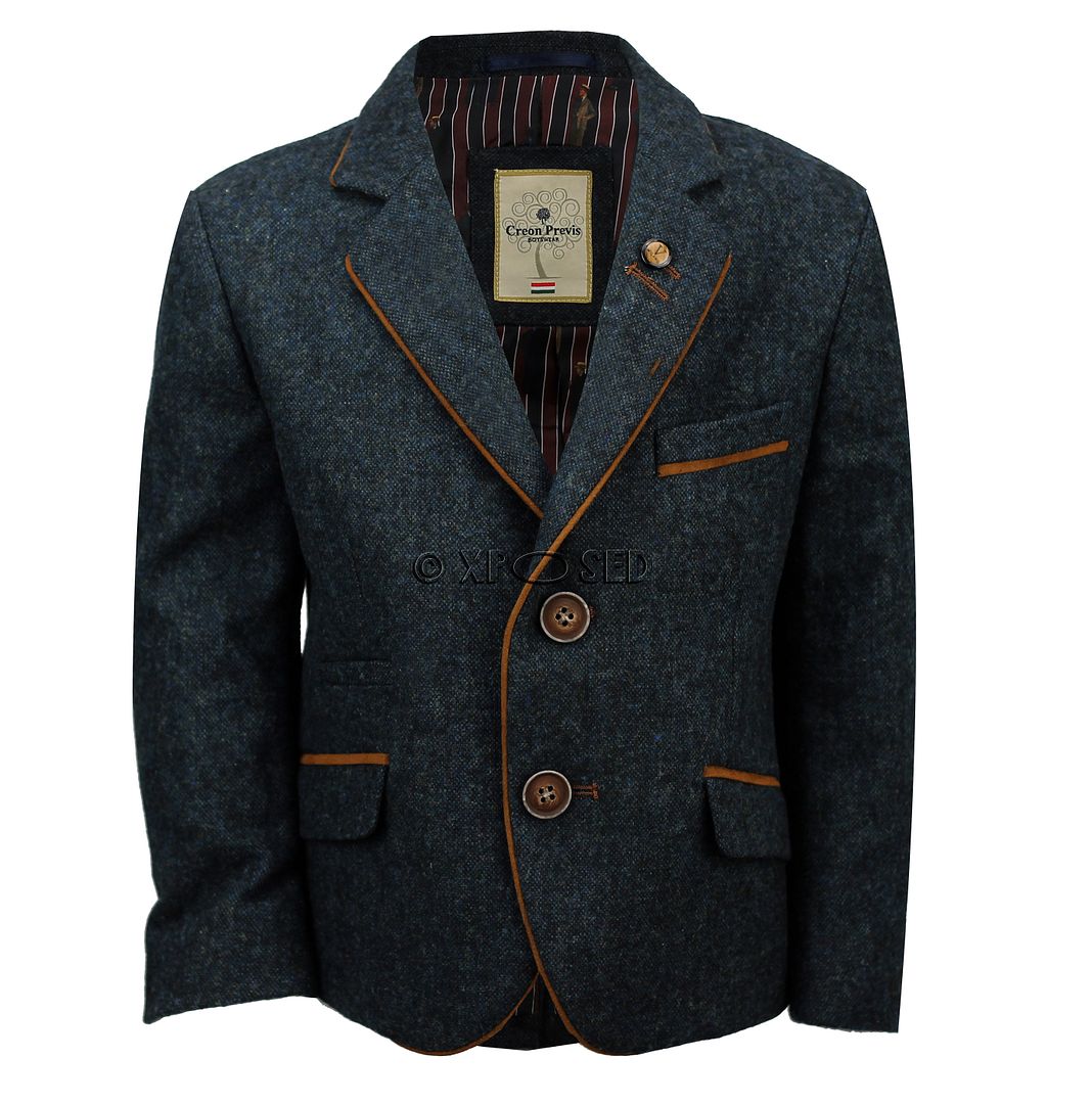 Choose from a number of boys' coats from industry-leading brands. If he's recently had a growth spurt, make sure you have a jacket that will fit once the weather turns. When browsing boys' vests and coats, check each product's size chart to .